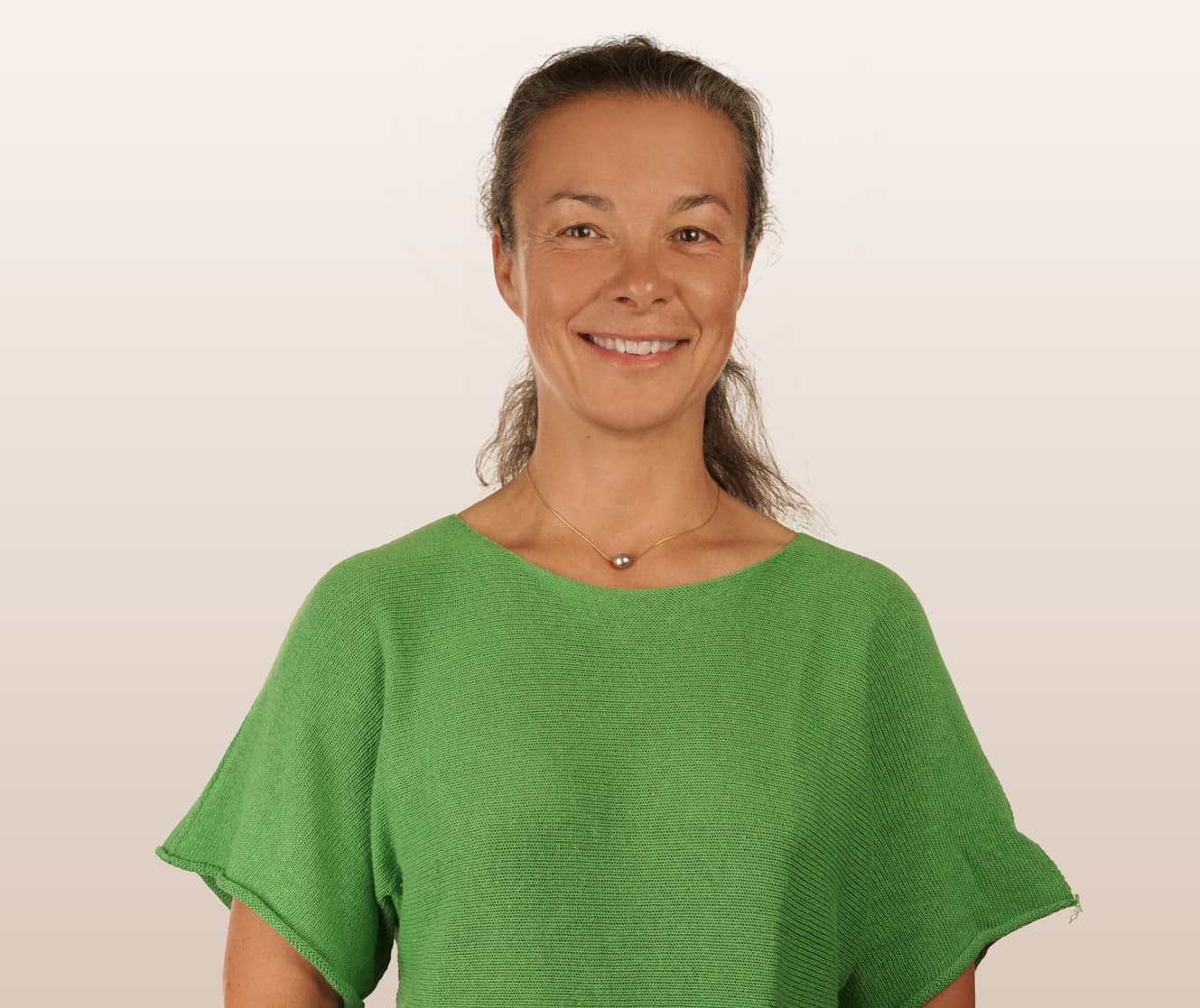 Portrait professionnel de Caroline Tuchscherer, massothérapeute.